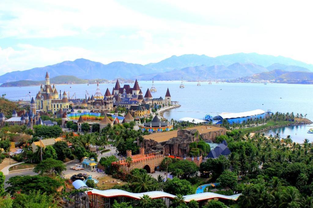 Vinpearl Discovery Rockside Nha Trang Exterior photo